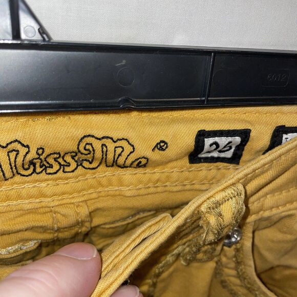 Miss Me Women’s Skinny Jeans Size 26x31 Yellow Streetwear Going Out Party - Picture 2 of 12